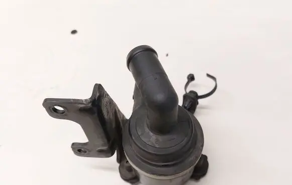 Audi A5 Sportback 8TA Electric auxiliary coolant/water pump
