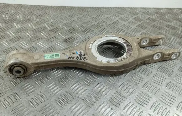 Rear control arm