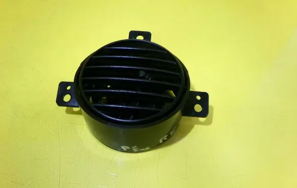 KIA Retona Dashboard side air vent grill/cover trim 