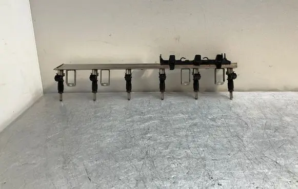 BMW 3 E92 E93 Fuel main line pipe 7556954 7556412 7531634