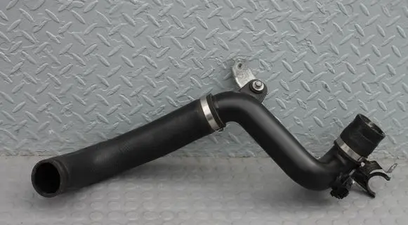 Intercooler hose/pipe