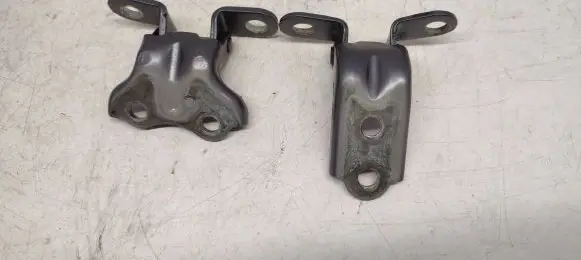 Hyundai i20 (PB PBT) Rear door upper hinge