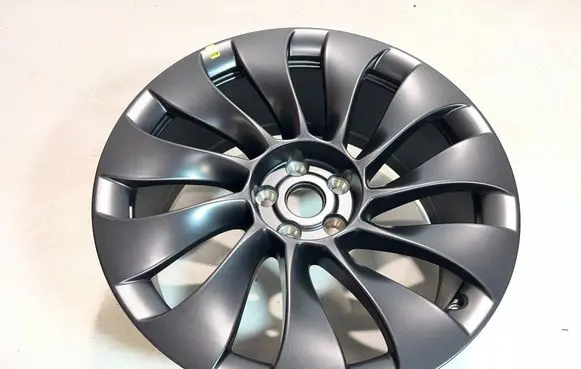 Tesla Model S R20 alloy rim 104426700