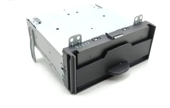 Jeep Cherokee CD/DVD changer P05091563AB 28046 CD1CU4XLV1T