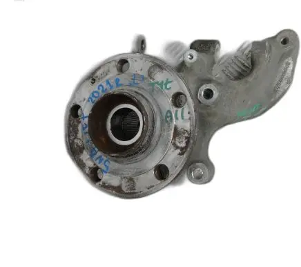 Rear wheel hub
