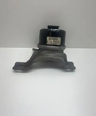 Volvo XC60 Engine mount bracket 30793318 8G9NSF012BB