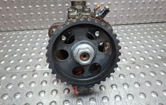 Opel Antara Fuel injection high pressure pump S26279034 0445010142