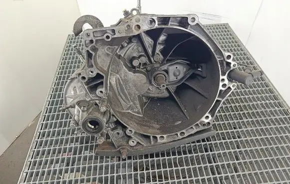 Peugeot 308 Manual 5 speed gearbox 20DM75