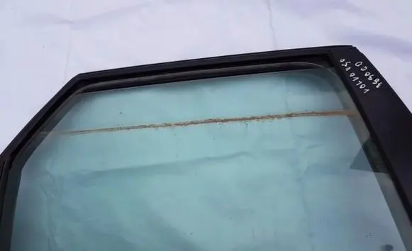 Volvo V50 Rear door window glass