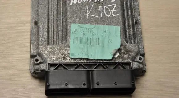 Audi A5 Engine control unit/module 06L907309E