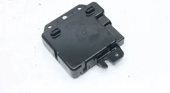 Tesla Model Y USB control unit 165678730A