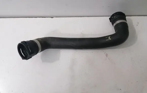 BMW 5 F10 F11 Engine coolant pipe/hose 8589900