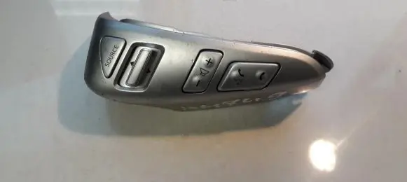Nissan Note (E12) Steering wheel buttons/switches 
