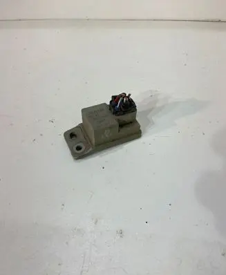 Toyota Avensis T250 Window wiper relay 8594205030