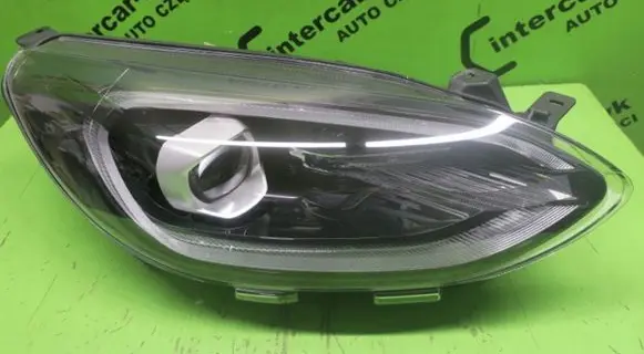 Ford Fiesta Headlight/headlamp