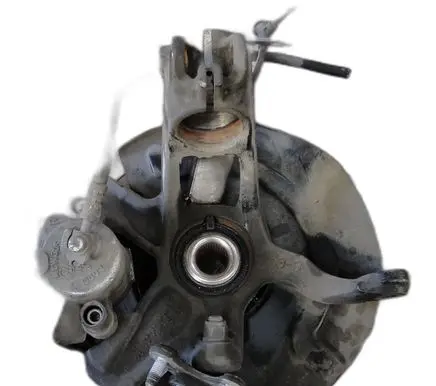 Volkswagen Polo VI Rear wheel hub 