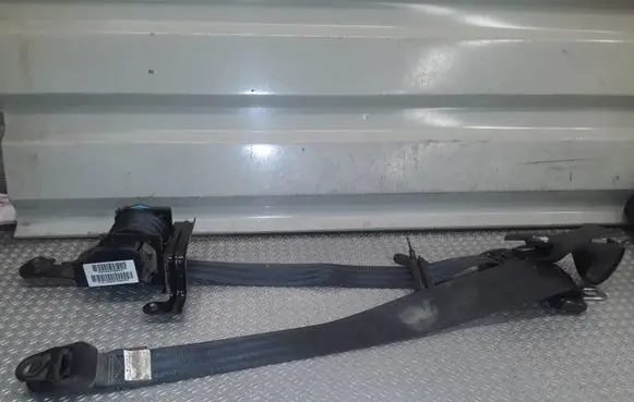 Chrysler Voyager Third row seat belt P04680330AD