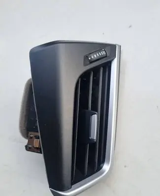 BMW 2 F46 Dashboard side air vent grill/cover trim 9287287 518799 17852911