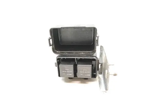 Mazda 6 Fuse module KD4566750 K7005 KD6266750