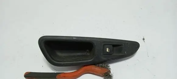 Peugeot 308 Electric window control switch 96565185XT