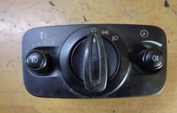 Ford Galaxy Light switch 70962