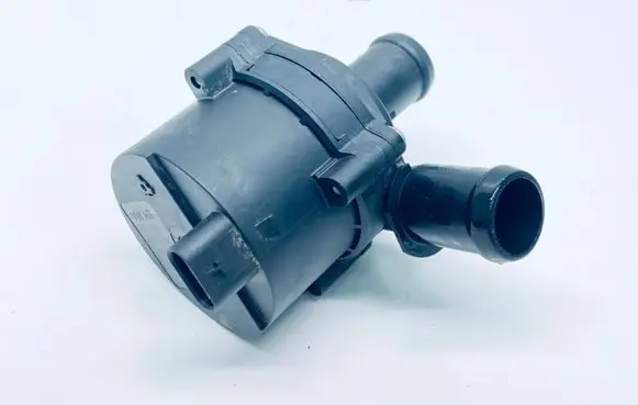 Volkswagen Golf VII Electric auxiliary coolant/water pump 5Q0965567