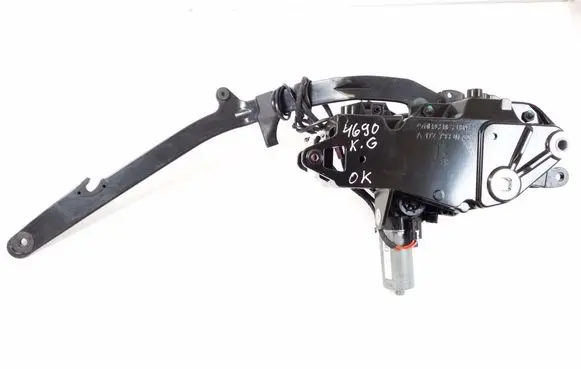 Mercedes-Benz SLK R172 Convertible roof hinge A1727930120
