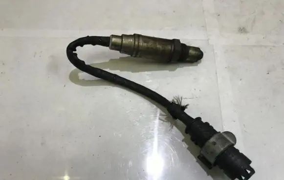 BMW 5 E60 E61 Lambda probe sensor 0258005297