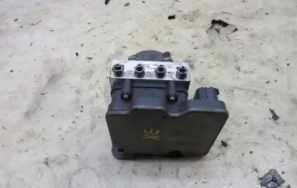 Jaguar XE ABS Pump HK83-14F447-CG