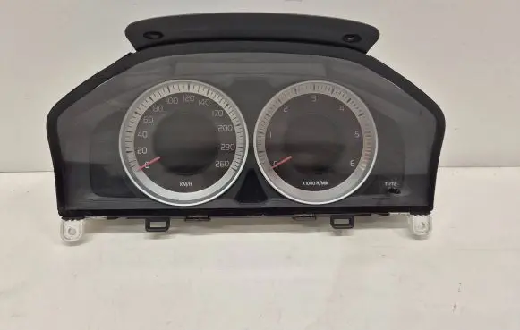 Volvo V60 Speedometer (instrument cluster) 36000918 31327582AA 69399870U