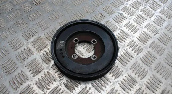 Opel Astra H Crankshaft pulley