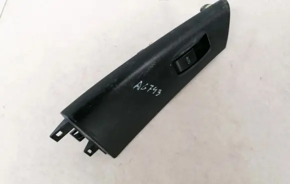 Toyota Corolla E120 E130 Electric window control switch 7423102300