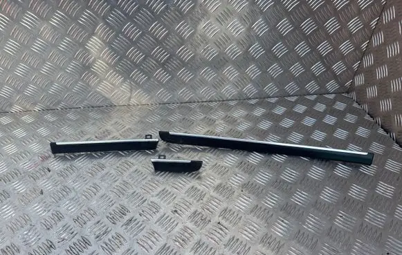 Volkswagen Touran II Panel trim 1T1858415C 1T1858417C 1T1858418C