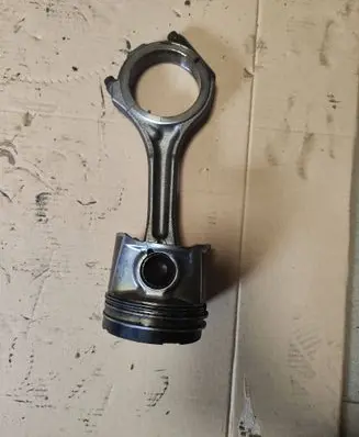 Audi A4 S4 B6 8E 8H Piston with connecting rod 059J