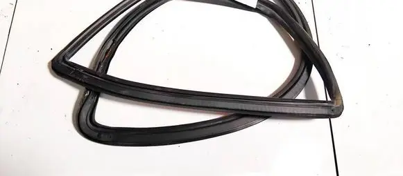 Ford Galaxy Rubber seal front coupe door 