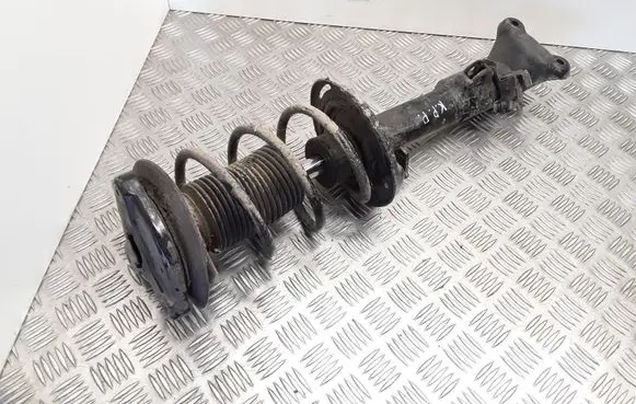 Mercedes-Benz C W204 Front shock absorber with coil spring A2043200313