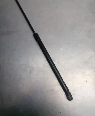 Volkswagen Polo IV 9N3 Tailgate/trunk strut/damper 6Q6827550C