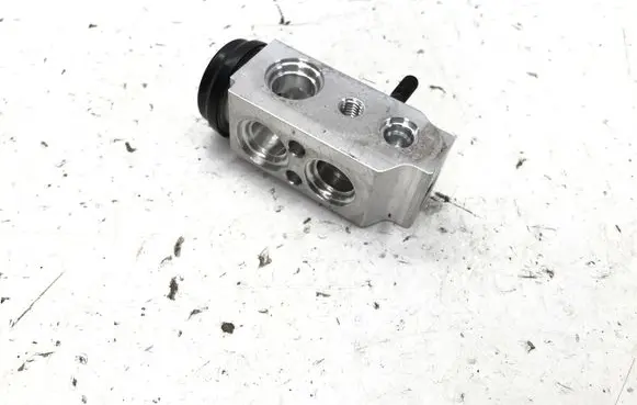KIA Picanto Air conditioning (A/C) expansion valve F108YPCAA