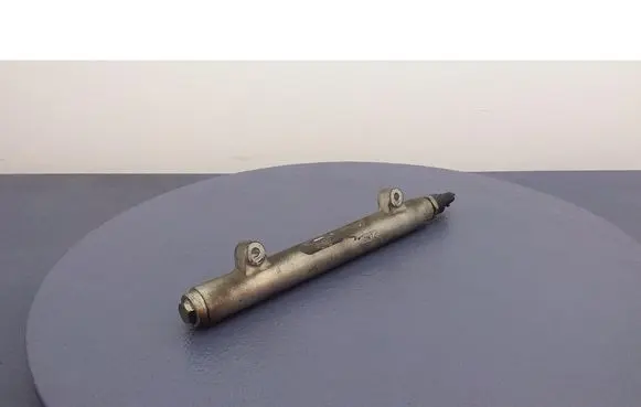 Fuel main line pipe