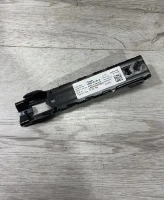 Tesla Model 3 Seat belt height adjuster 106813001B 640754100B