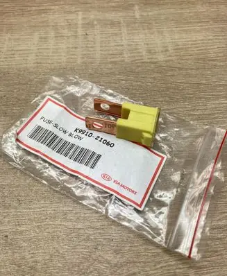 KIA Carnival Other relay K991021060