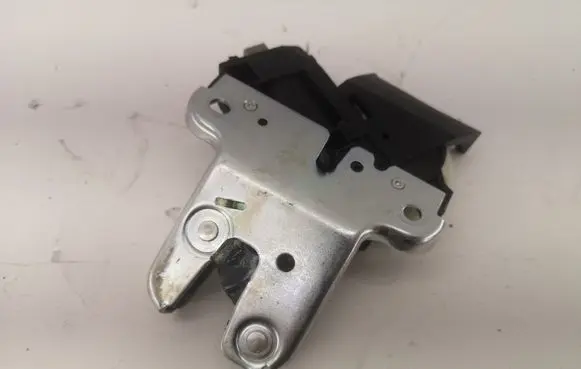 Audi A4 S4 B8 8K Tailgate/trunk/boot lock/catch/latch 4F5827505D