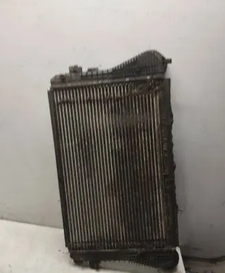 Volkswagen Touran I Intercooler radiator