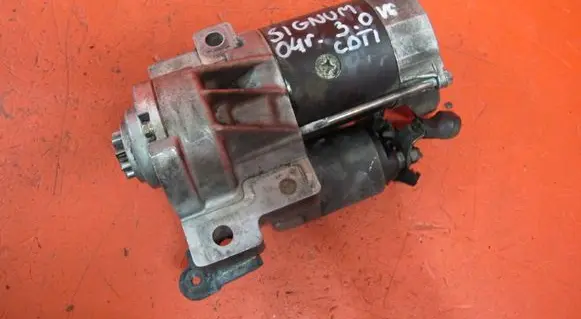 Opel Signum Starter motor 8972542203