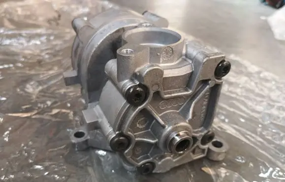 Audi A7 S7 4K8 Oil pump 059115103CP