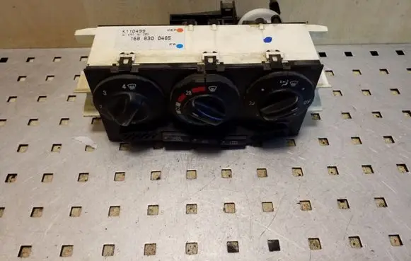Mercedes-Benz A W168 Climate control unit 1688300485