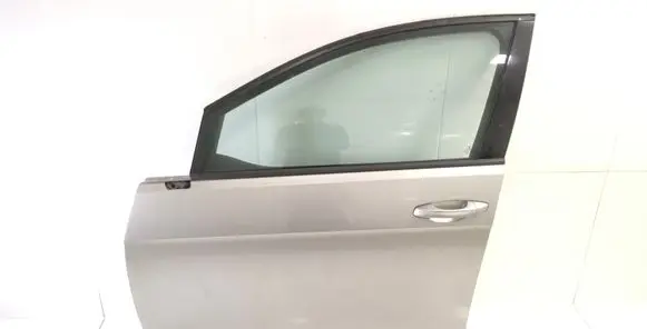 Volkswagen Golf VII Front door