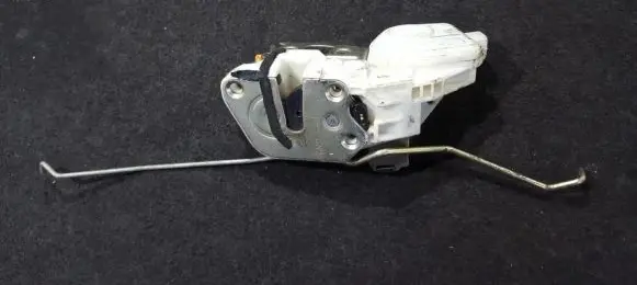 Mitsubishi Galant Front door lock