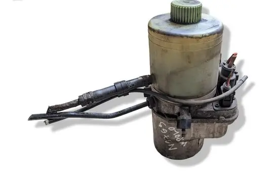 Volkswagen Polo IV 9N3 Power steering pump 6Q0423156AB