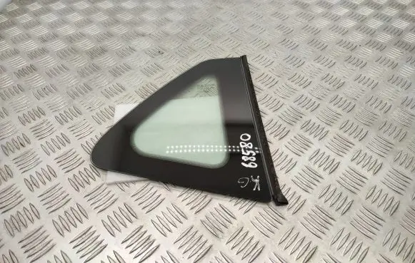 Ford B-MAX Rear side window 43R00351 AV11R29751A